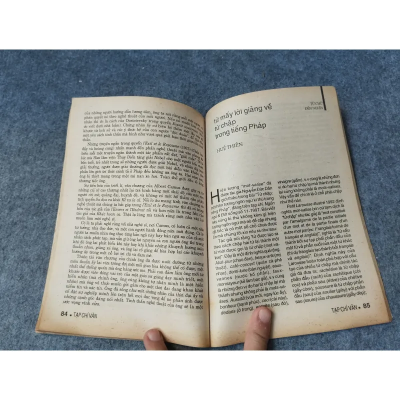 VĂN SỐ 2 BỘ MỚI THÁNG 5.2000 719963