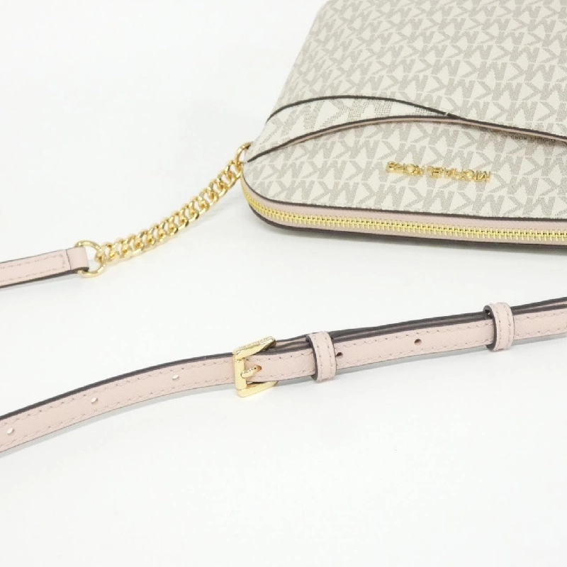 【Sản phẩm mới】Michael Michael Kors JET SET TRAVEL 35F1GTVC6B Túi đeo vai 612040