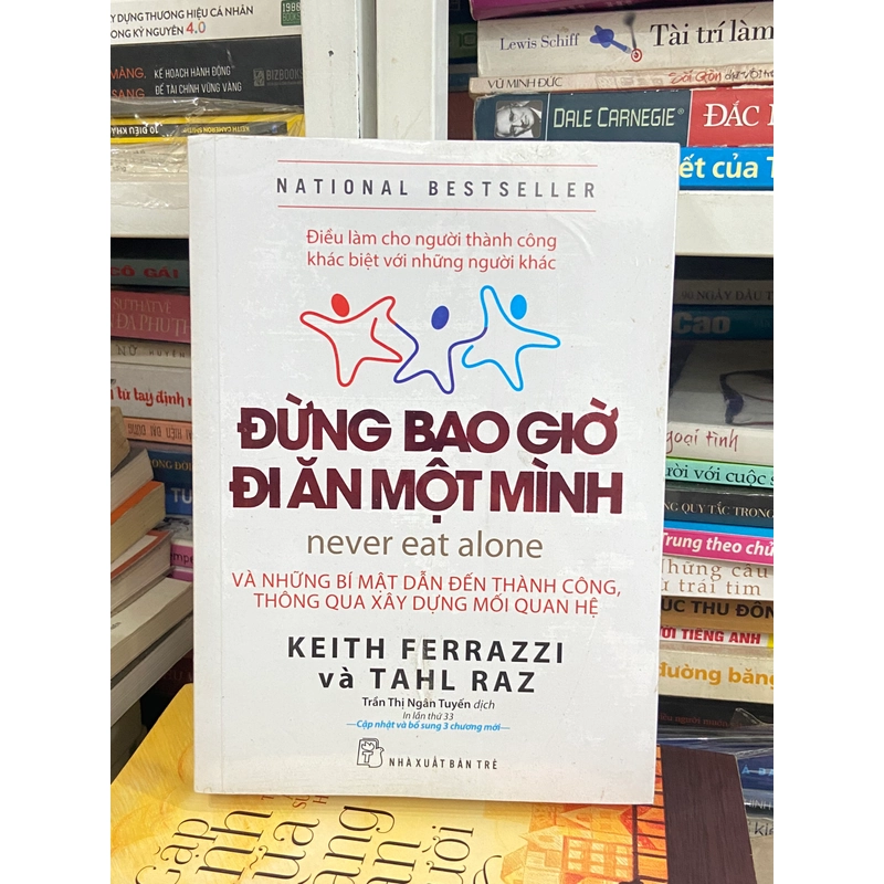Đừng bao giờ đi ăn một mình 434027