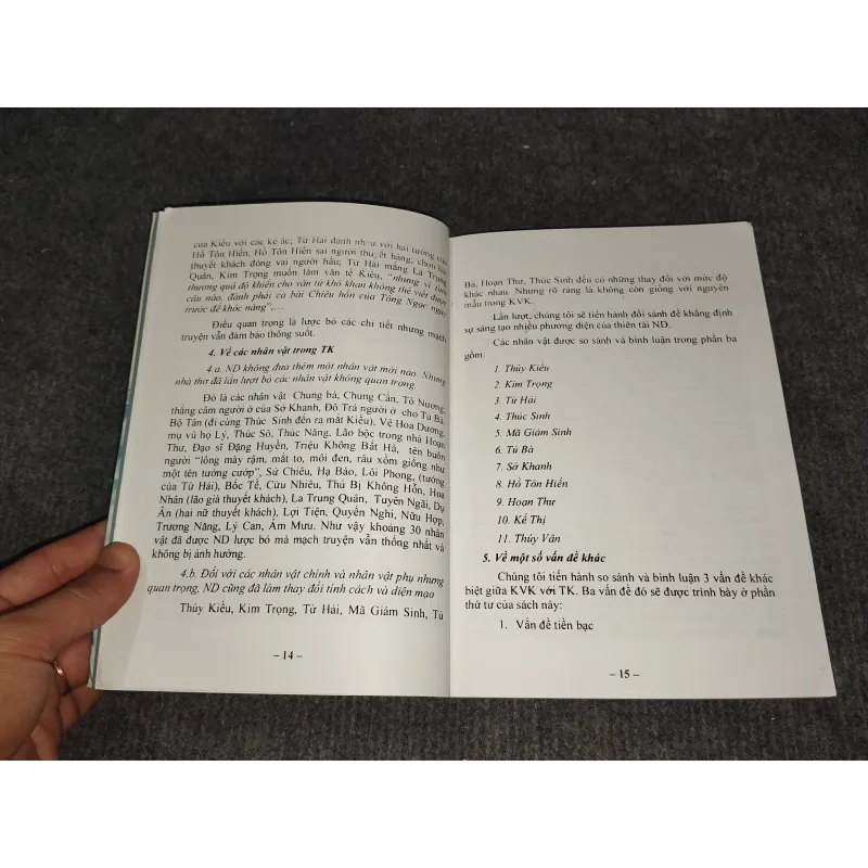 TỪ KIM VÂN KIỀU ĐẾN TRUYỆN KIỀU. SO SÁNH VÀ BÌNH LUẬN 991082