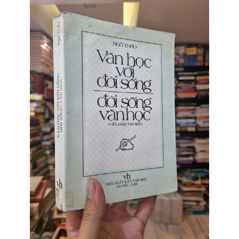 Văn Học Với Đời Sống | Đời Sống Văn Học (Tiểu luận văn học) - Ngô Thảo 353881