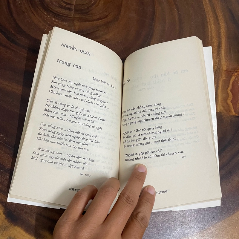 II Tựa sách: Vời Vợi Yêu Thương - Thơ Đà Nẵng - 1992 462873