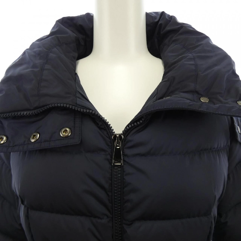 Áo khoác lông vũ MONCLER 642071