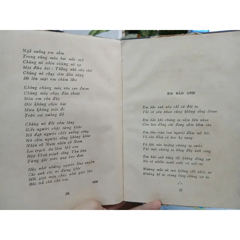 BÀI THƠ HẮC HẢI 697992