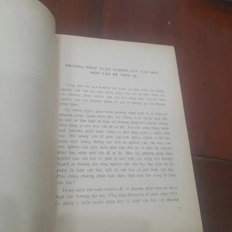 Nghiên cứu Văn học - LÝ LUẬN và ỨNG DỤNG 689546