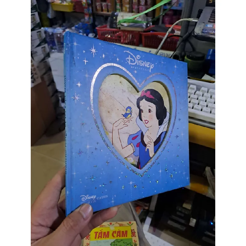 Bạch tuyết và bảy chú lùn Tiếng Pháp 1000đ HCM0109 TẶNG SÁCH CŨ Blogmeo21025 582824