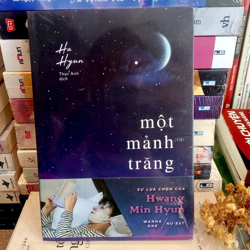 Một Mảnh Trăng - Ha Hyun 497396