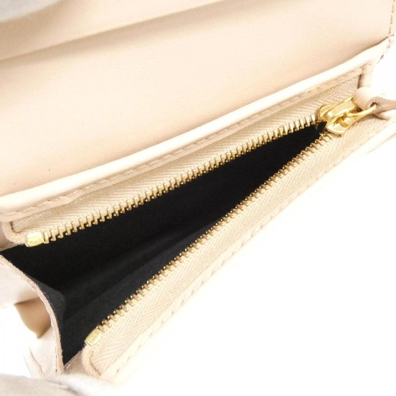 Ví FENDI ROMA 8M0420 ADP6 - Hàng hiệu Authentic 806527