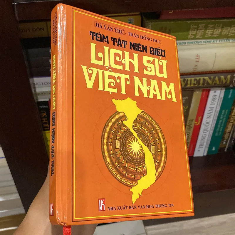 TÓM TẮT NIÊN BIỂU LỊCH SỬ VIỆT NAM, bản bìa cứng (XB 2004) 606522