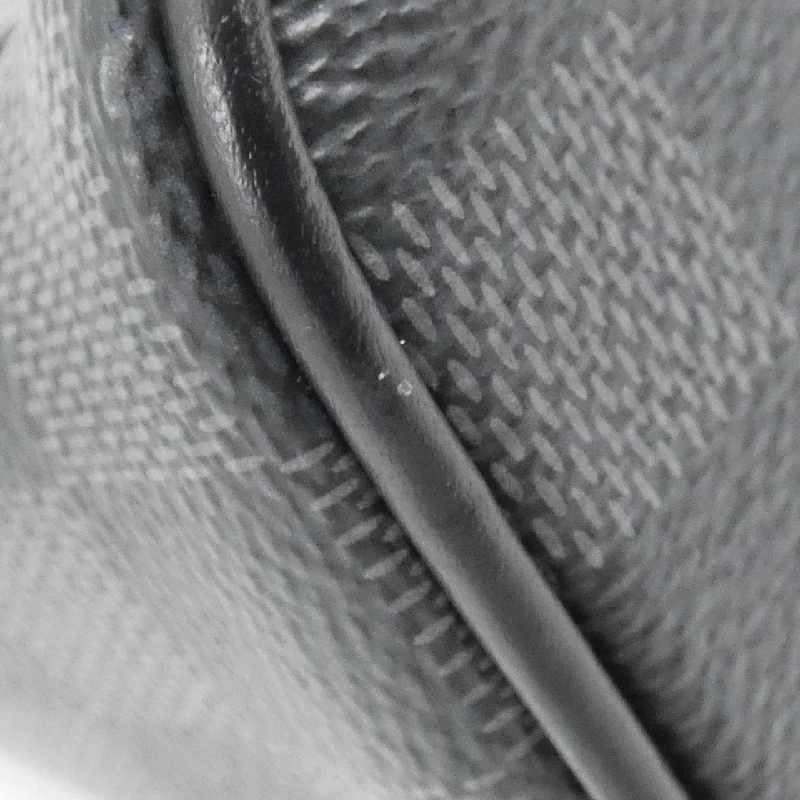 Túi đeo vai Louis Vuitton Damier Graphite District PM N41028 613271