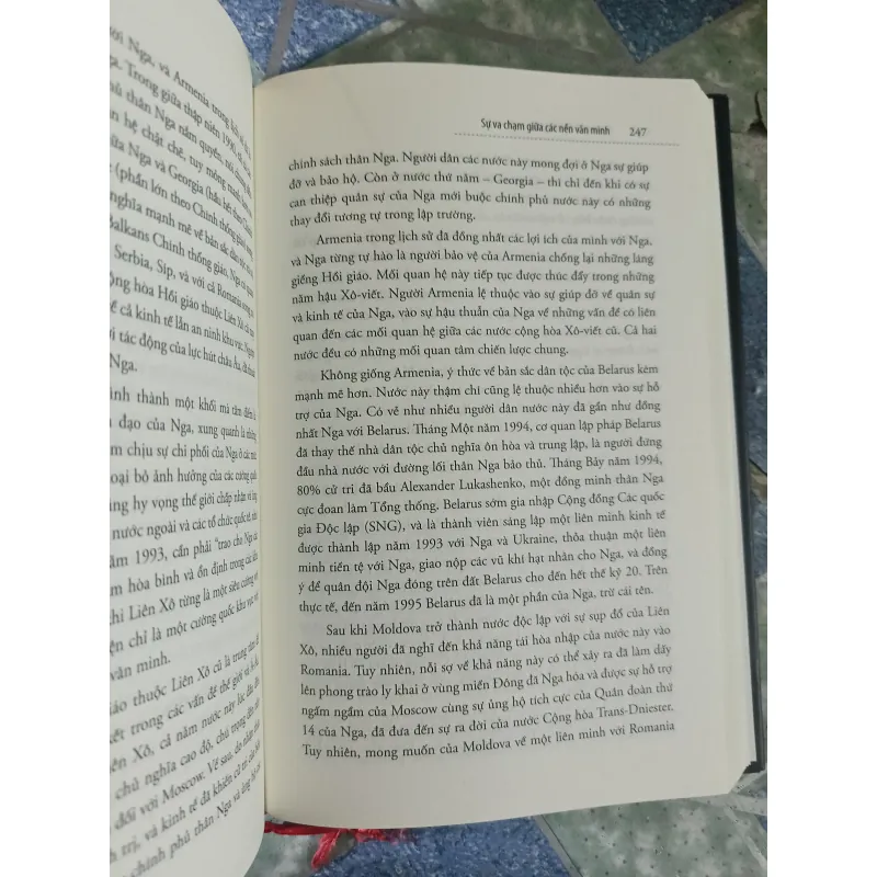 Sự va chạm giữa các nền văn minh và sự tái lập trật tự thế giới -  Samuel P. 1040387