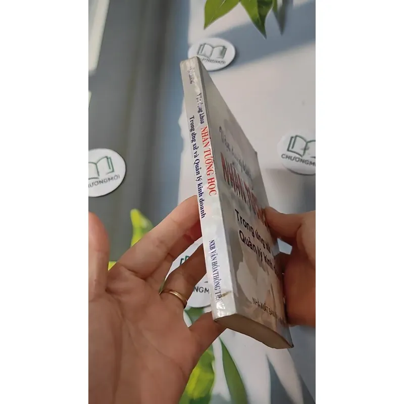 Vận Dụng Khoa Nhân Tướng Học Trong Ứng Xử Và Quản Lý Kinh Doanh - Việt Chương 727261