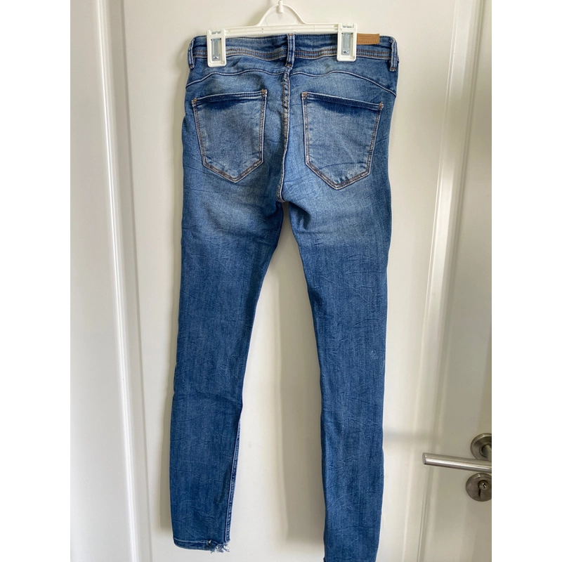 Quần Jean Zara size 34 317589