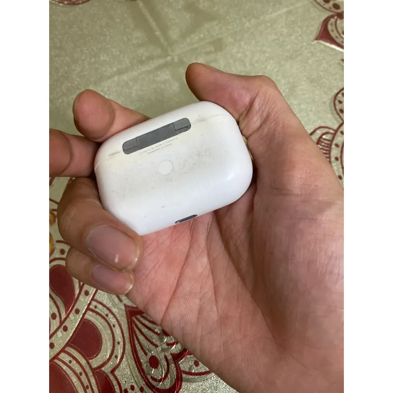 Tai nghe Apple AirPods 2 Generation Chính hãng màu trắng 973402