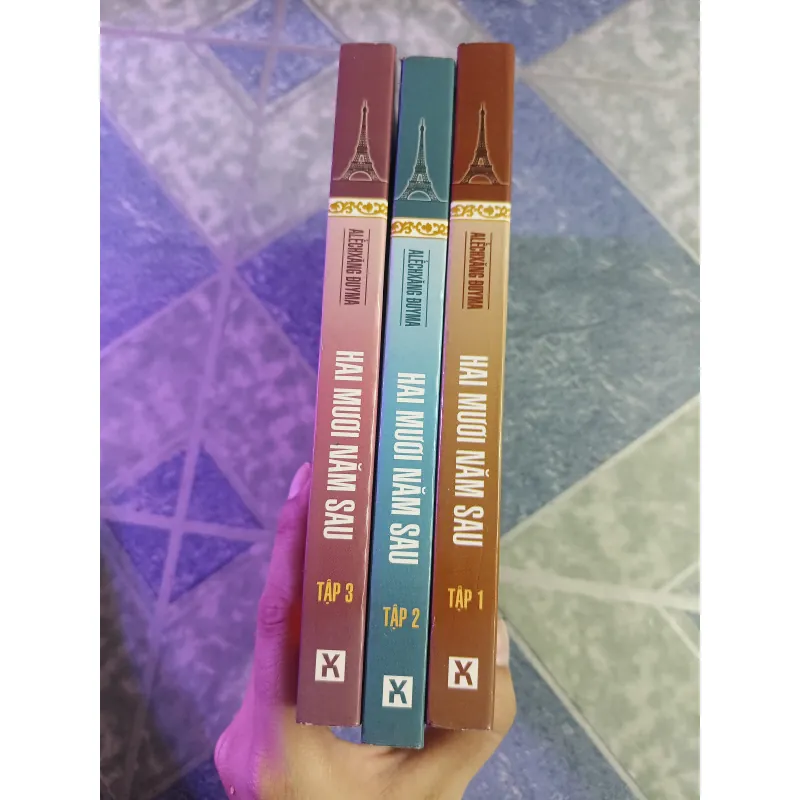 Hai mươi năm sau ( 3 tập) - Alếchxăng Đuyma 588321