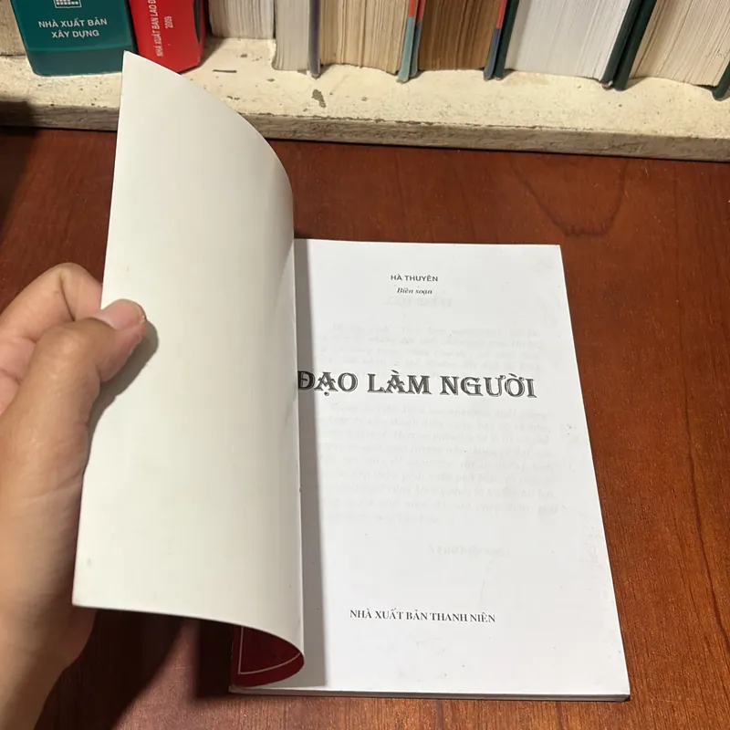 II Sách Kỹ Năng: Đạo Làm Người - Hà Thuyên - 2008 723296