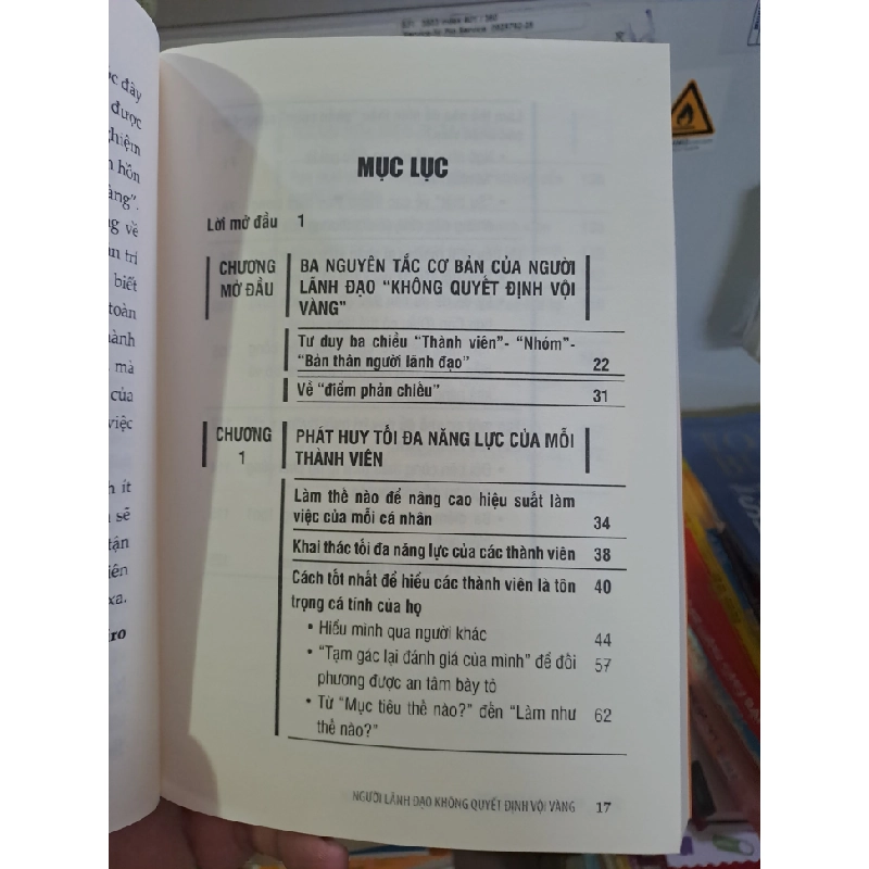 Người Lãnh đạo không quyết định vội vàng 2020 mới 90% HCM2308 KỸ NĂNG 541485