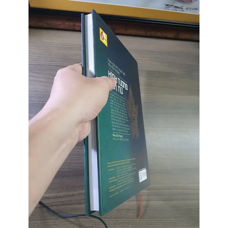 Sách Hình tượng tiên nữ 559177