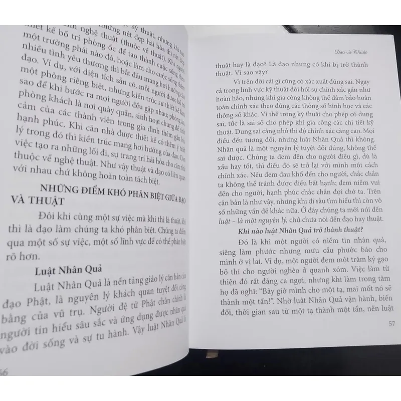 TƯƠNG ĐỒNG VÀ DỊ BIỆT ( hộp bộ 3 cuốn bìa cứng ) 705537