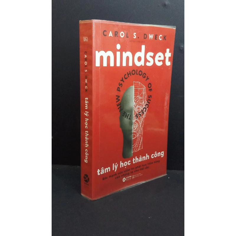 Tâm lý học thành công mới 90% ố nhẹ gấp góc nhẹ 2020 HCM0412 Carol S. Dewck TÂM LÝ 924193