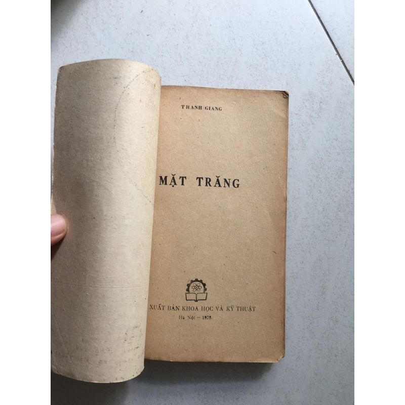 Mặt Trăng - Thanh Giang 523402