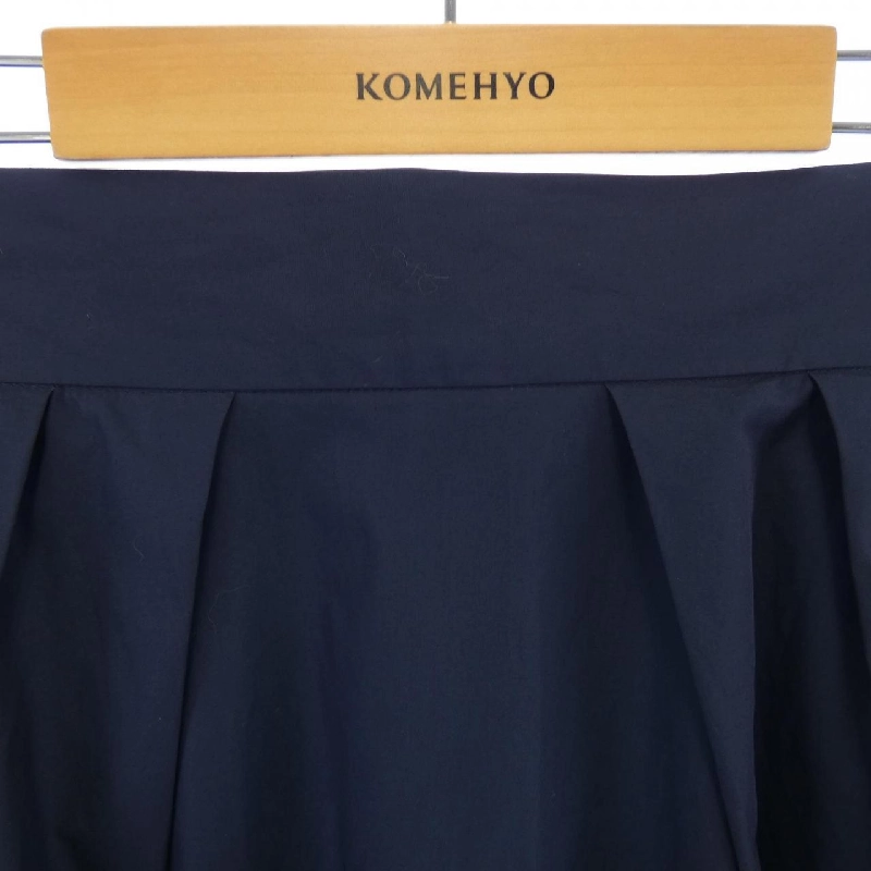 Màu xanh Madison Blue - Váy hàng hiệu Authentic 820808