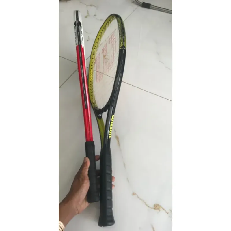 Vợt tennis hiệu WILSON 969847