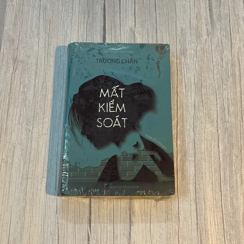 MẤT KIỂM SOÁT - TRƯƠNG CHẤN (CÒN SEAL) 932365