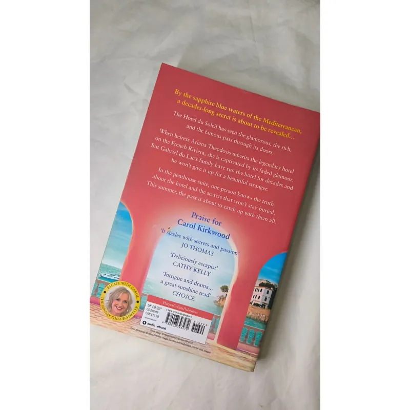 Carol Kirkwood
The Hotel on the Riviera: escape into the Sunday Times bestselling romance 755170