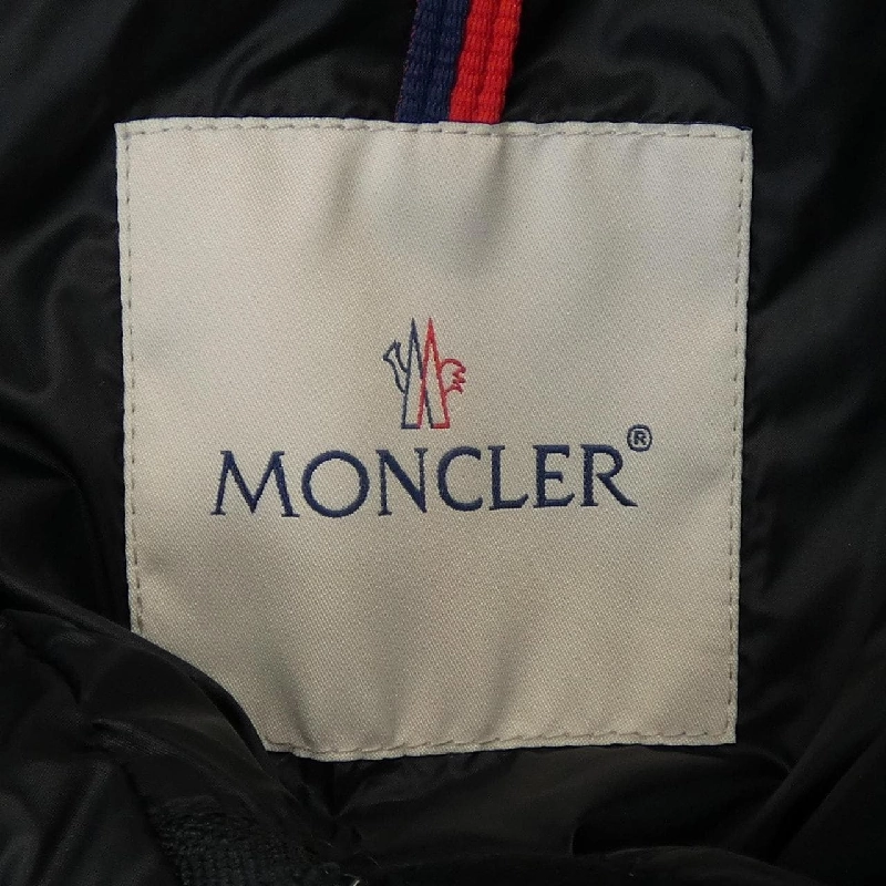 Moncler MONCLER HERMINE Áo khoác lông 630116