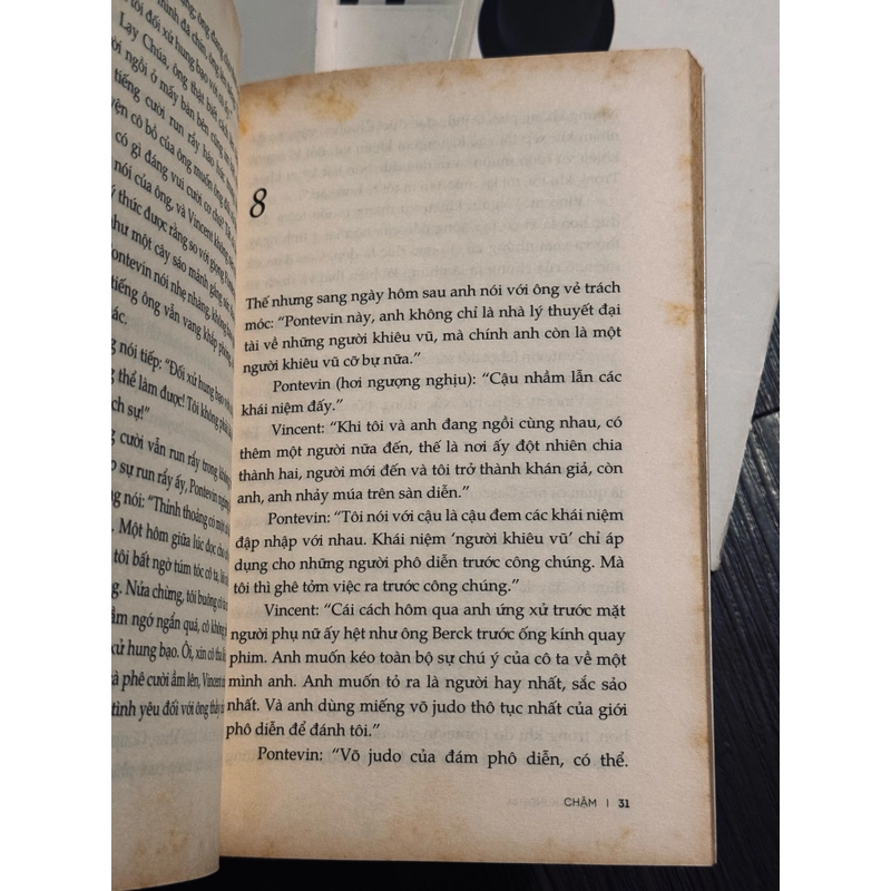 Bộ 6 cuốn sách của Milan Kundera (đọc mô tả) 540612