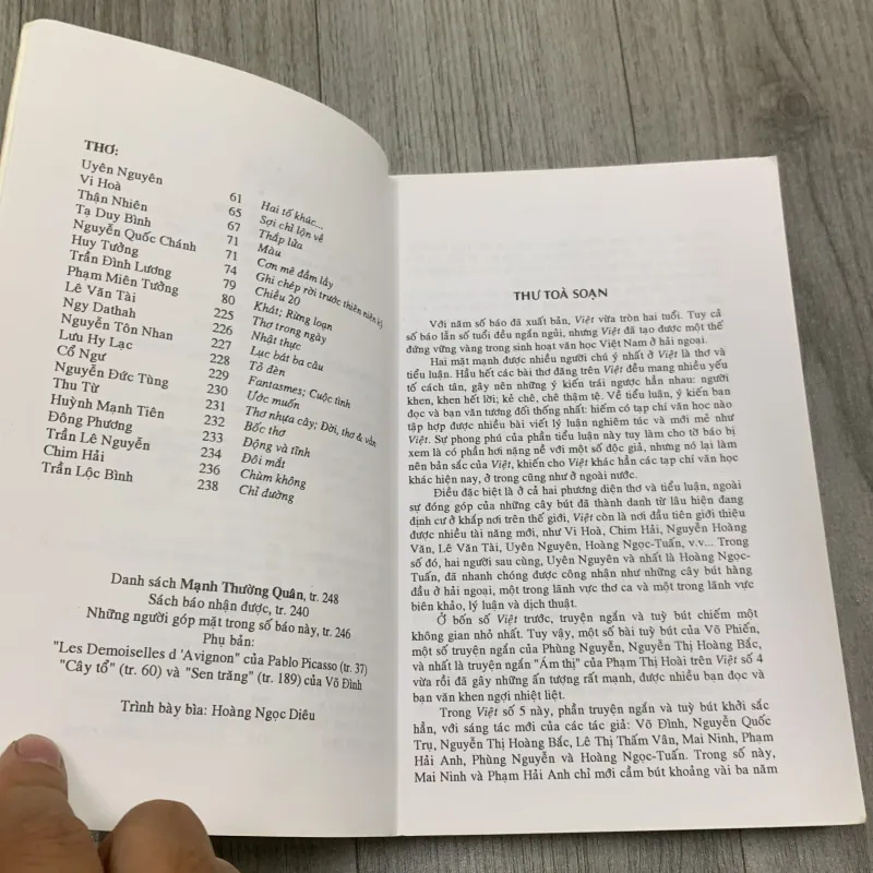 Cộng hoà văn chương thế kỷ 21, họ đã viết văn làm thơ như thế nào. 10b1 1026358