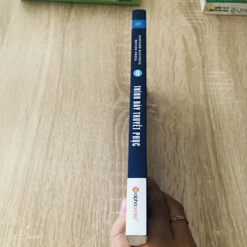 TRÌNH BÀY THUYẾT PHỤC  1022441