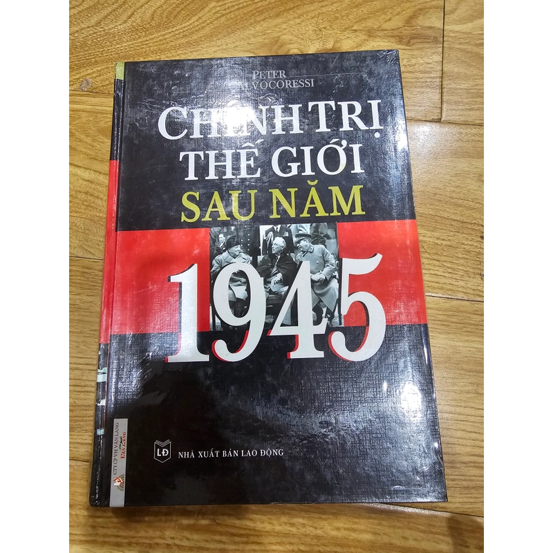 Chính trị thế giới sau năm 1945 (bìa cứng) 277211