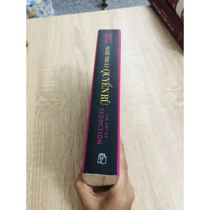 NGHỆ THUẬT QUYẾN RŨ  968614