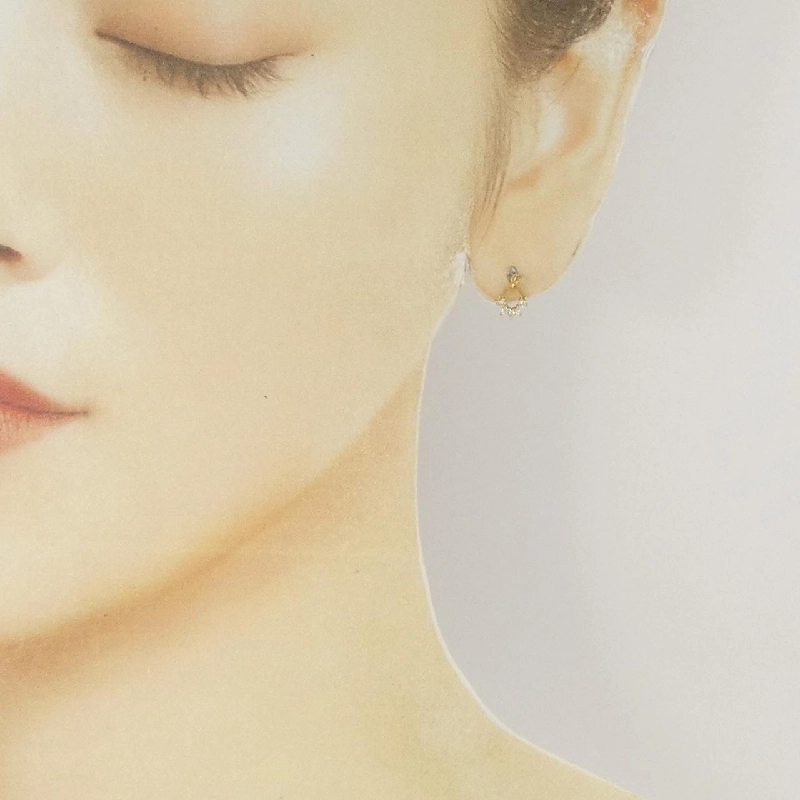 Bông tai kim cương K18YG 0.10CT - Hàng hiệu Chính hãng 870122