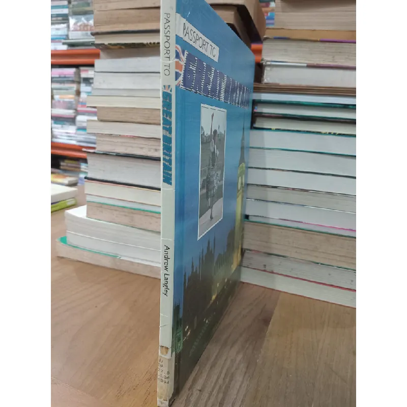 Passport to Great Britain - Andrew Langley 712250