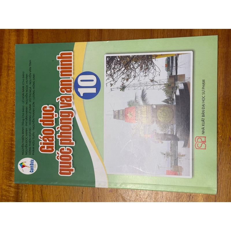 Sách Giáo Khoa Giáo dục Quốc phòng và An ninh 10 - Cánh Diều 497289