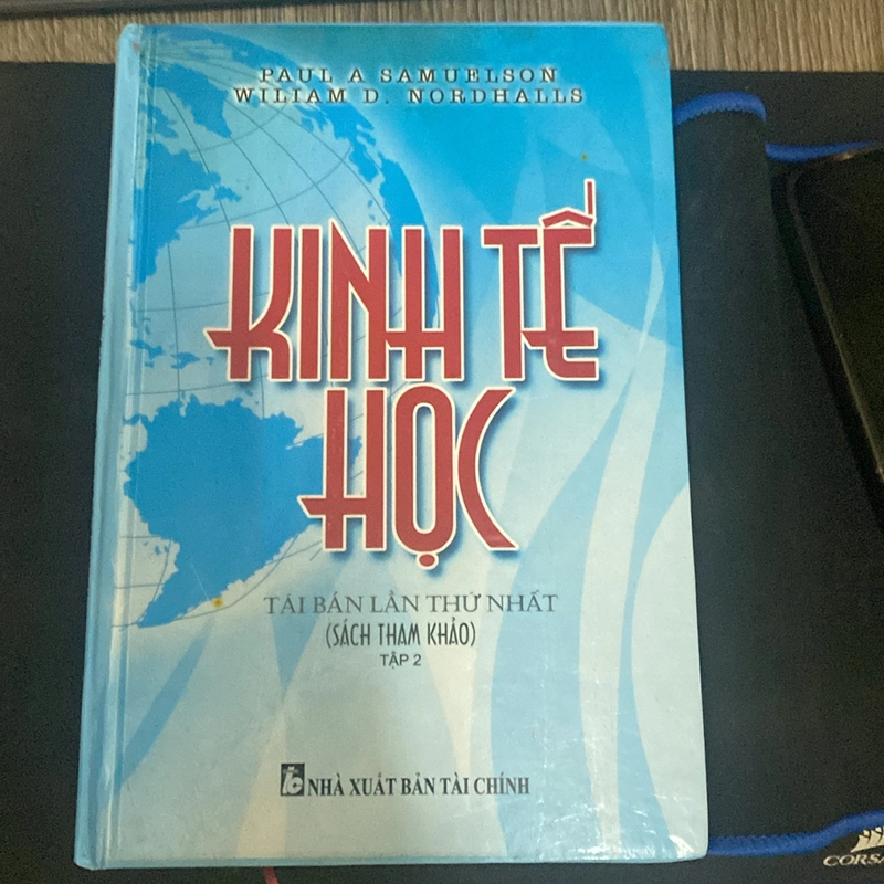 Kinh tế học  530997