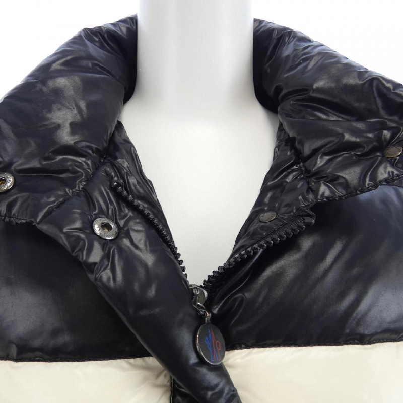 Moncler MONCLER áo khoác lông 642427