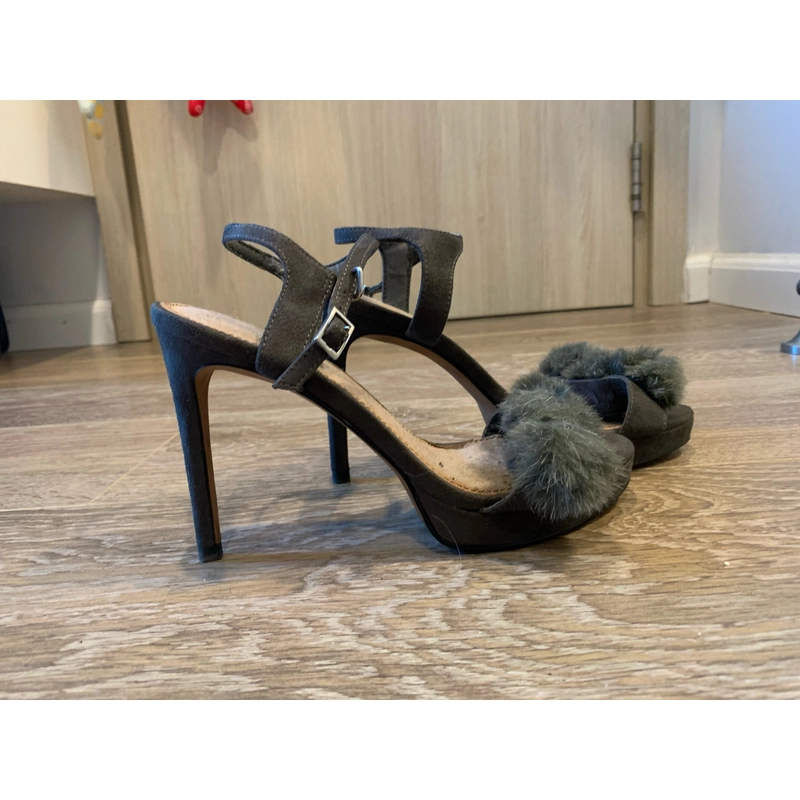 Thanh lý giày size 36, bốt size 37 444136