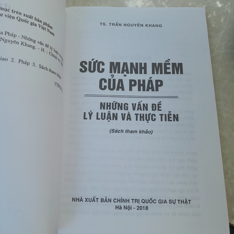 SỨC MẠNH MỀM CỦA PHÁP - NHỮNG VẤN ĐỀ LÝ LUẬN VÀ THỰC TIỄN - TRẦN NGUYÊN KHANG 541657