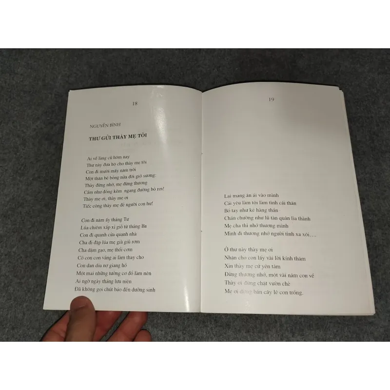 MẸ. TUYỂN THƠ 729330