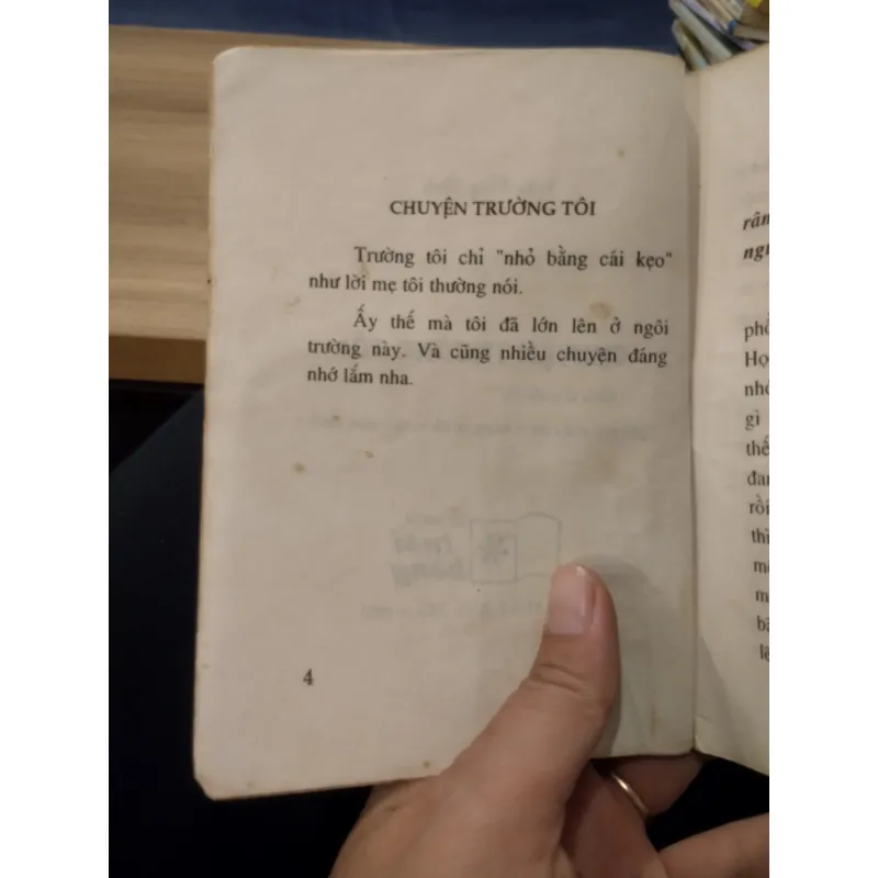 cuốn sách cổ "Chuyện Trường Tôi" của tác giả Trần Đông Minh.  1025370