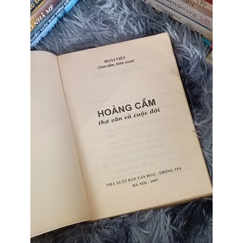 Hoàng Cầm thơ văn và cuộc đời 478119