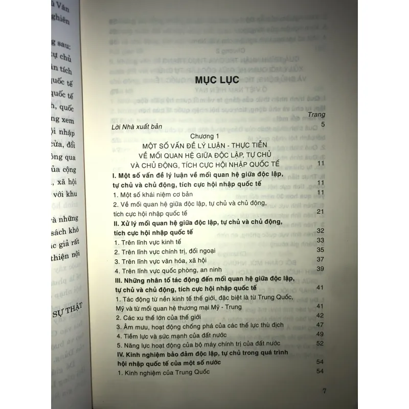 Mối quan hệ giữa độc lập, tự chủ và chủ động, tích cực hội nhập quốc tế  707482