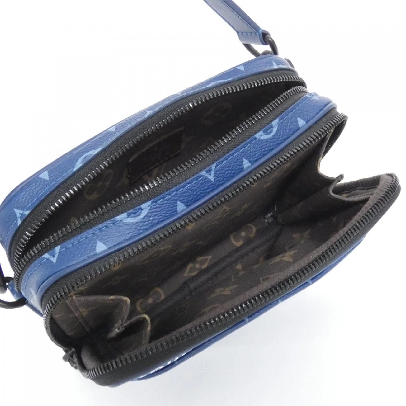 Túi đeo vai Louis Vuitton Monogram Tone Alpha Wearable Wallet M82801 - Hàng hiệu Chính hãng 801820