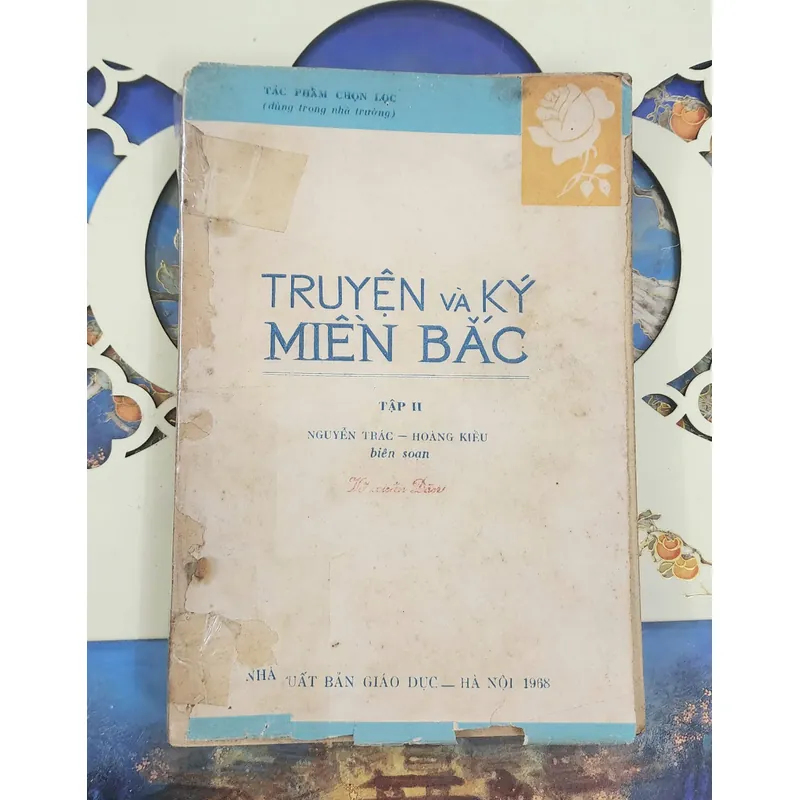 Truyện ký miền Bắc 702706