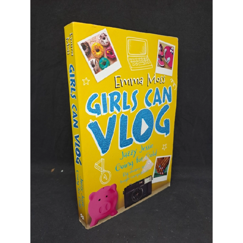 [Phiên Chợ Sách Cũ] Girl can Vlog Jazzy Jessi - Emma Moss 2303 415357