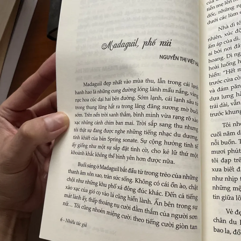 [TẢN VĂN] Nơi ta đã qua, người ta đã gặp - Nhiều tác giả 754985